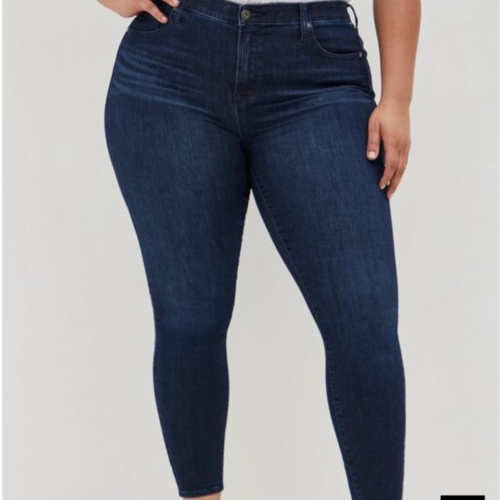 Torrid Sky High Skinny Premium Stretch High Rise Jeans 16 Regular, EUC